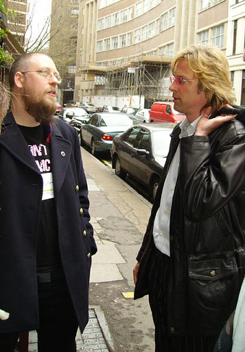 UK Britcaster / Podshow meetup The great divide - Tim meets Adam Curry