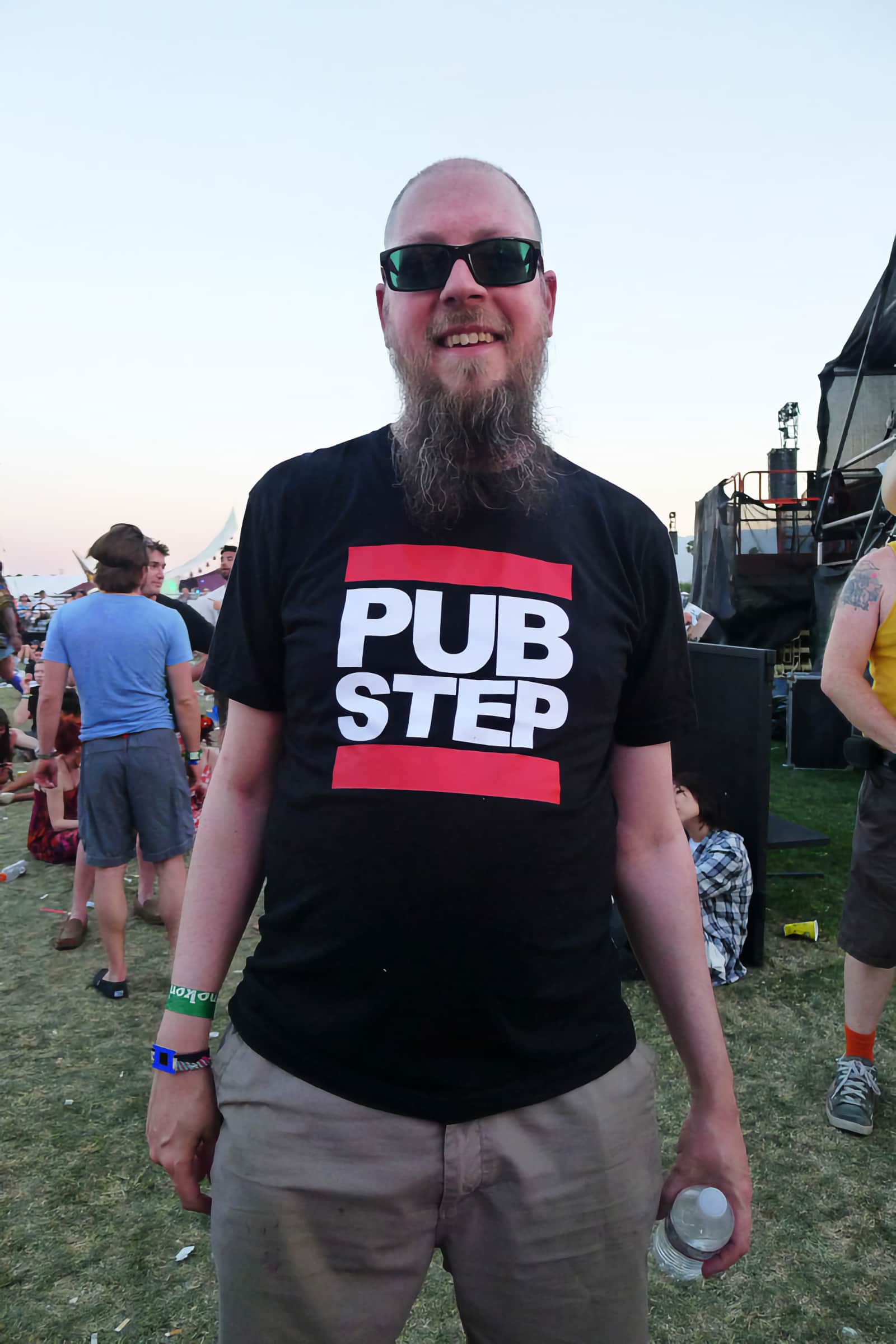 Tim at Coachella in a PUB STEP tshirt