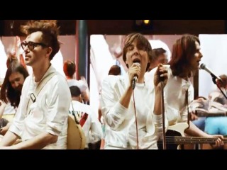 Phoenix – Trying to be Cool video